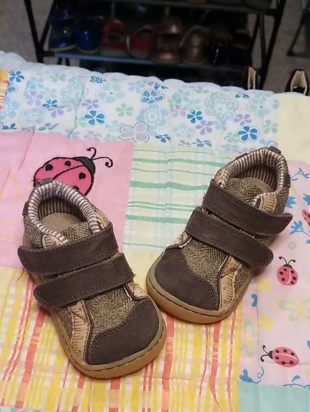 Livie & Luca Brown and Tan Toddler Velcro Walker Shoes Size 4